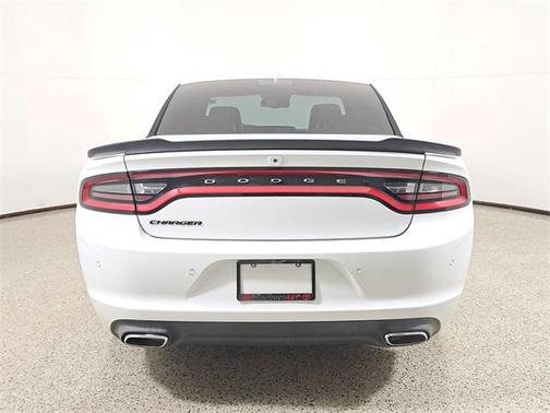 2017 Dodge Charger SXT