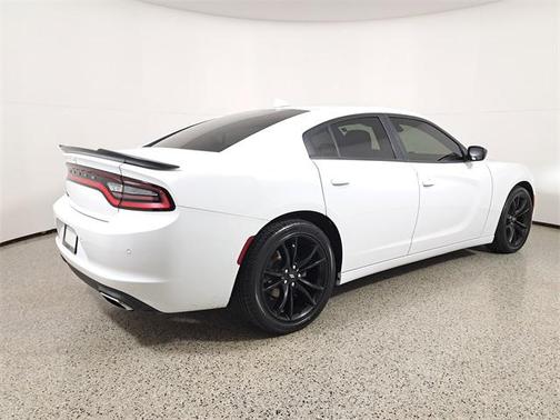 2017 Dodge Charger SXT