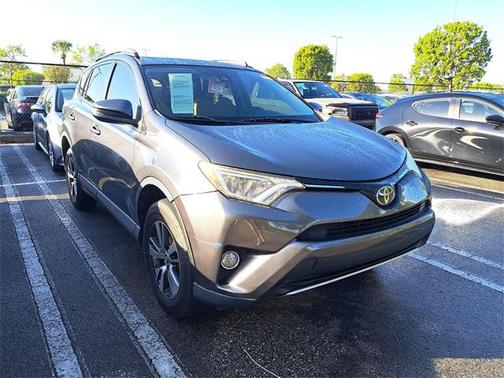 2018 Toyota RAV4 XLE