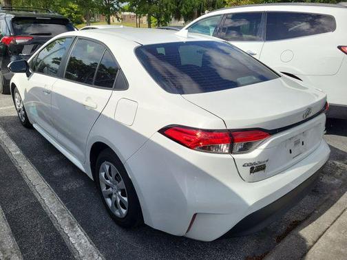 Ice Cap 2024 Toyota Corolla LE