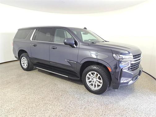 2023 Chevrolet Suburban LT