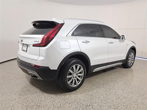 2020 Cadillac XT4 Premium Luxury