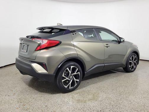 Bronze Oxide 2021 Toyota C-HR XLE