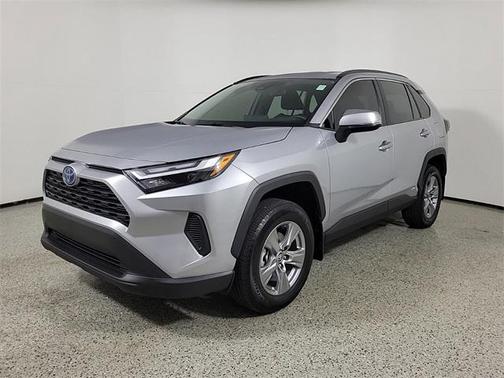 2024 Toyota RAV4 Hybrid XLE