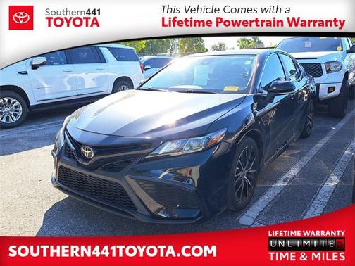 2023 Toyota Camry SE