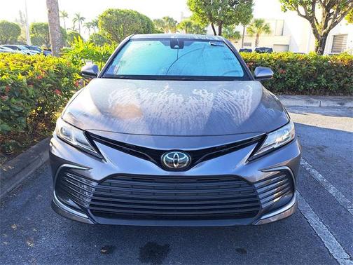 2022 Toyota Camry LE