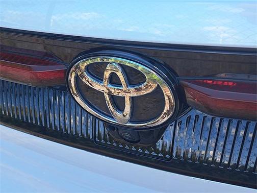 2024 Toyota Crown Platinum