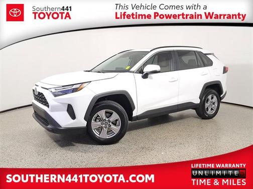 2023 Toyota RAV4 XLE