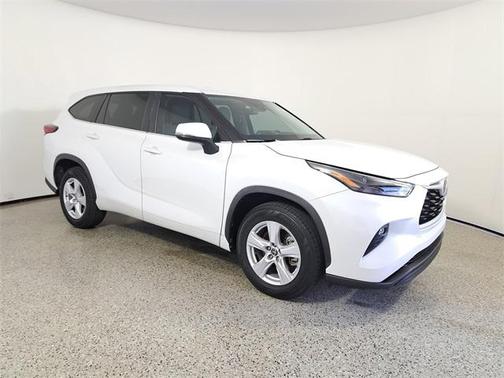 2023 Toyota Highlander Platinum
