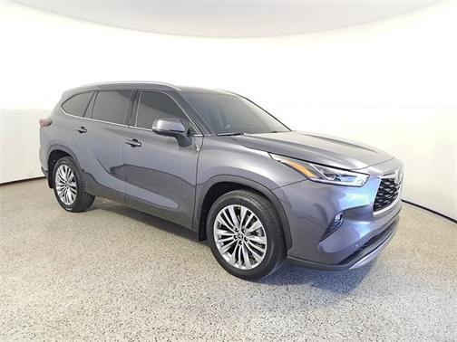 2024 Toyota Highlander Platinum
