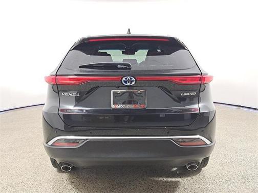 2023 Toyota Venza LE