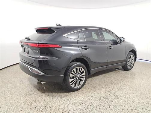 2023 Toyota Venza LE