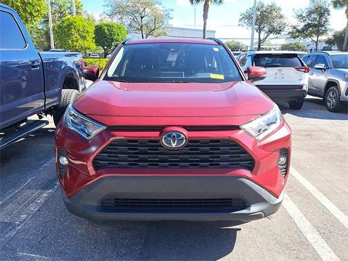 2019 Toyota RAV4 Hybrid XLE