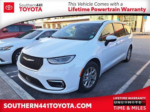 2023 Chrysler Pacifica Touring L