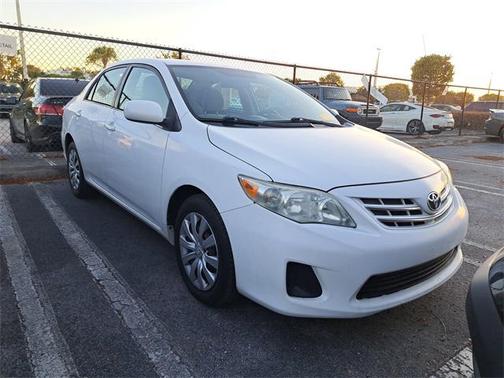 2013 Toyota Corolla LE