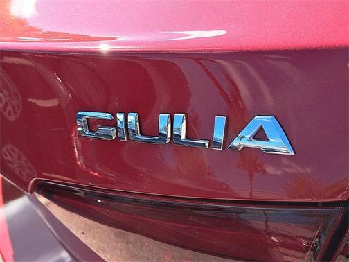 2022 Alfa Romeo Giulia Veloce