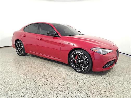 2022 Alfa Romeo Giulia Veloce