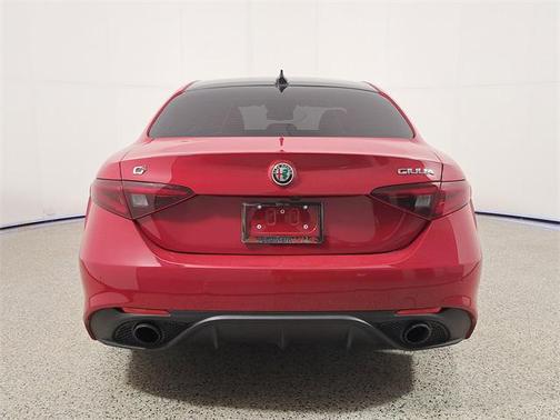 2022 Alfa Romeo Giulia Veloce
