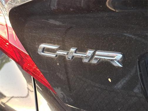 2020 Toyota C-HR XLE