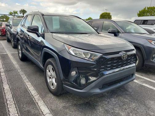 Midnight Black Metallic 2020 Toyota RAV4 XLE