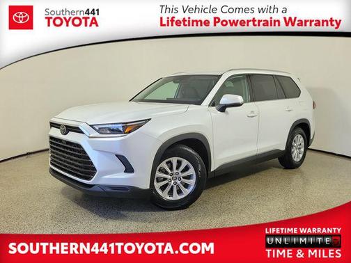 Pear 2025 Toyota Grand Highlander XLE