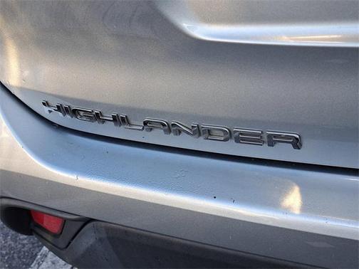 2021 Toyota Highlander L