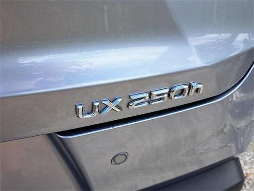 2024 Lexus UX 250h Base
