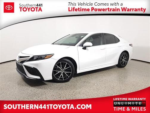 2021 Toyota Camry SE