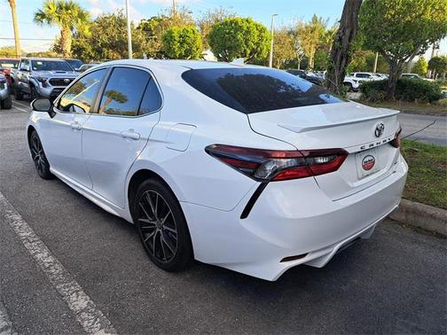 2021 Toyota Camry SE