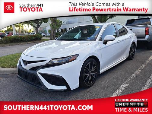 2021 Toyota Camry SE