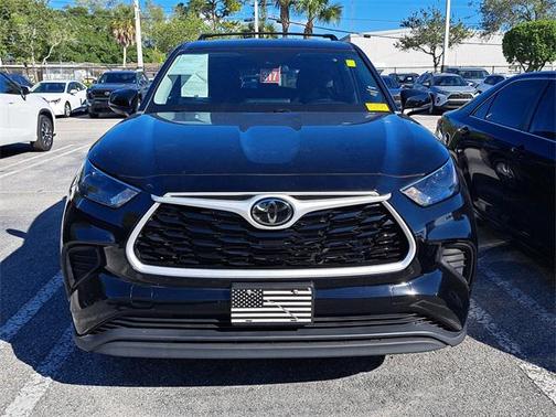 2023 Toyota Highlander L