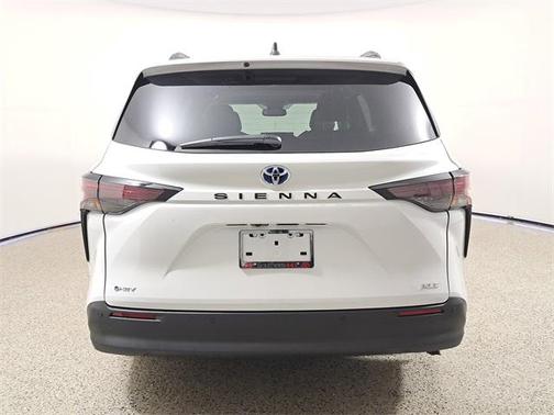 2025 Toyota Sienna XLE 7 Passenger