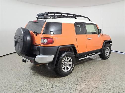 2014 Toyota FJ Cruiser Base