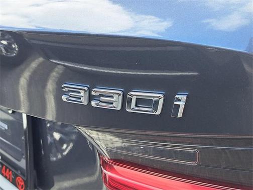 2019 BMW 330 330i