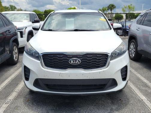 Snow White Pearl 2020 Kia Sorento LX