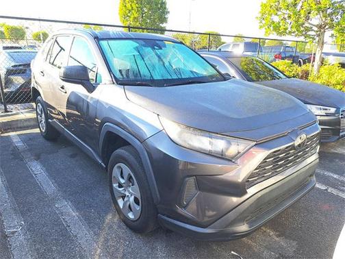2021 Toyota RAV4 LE