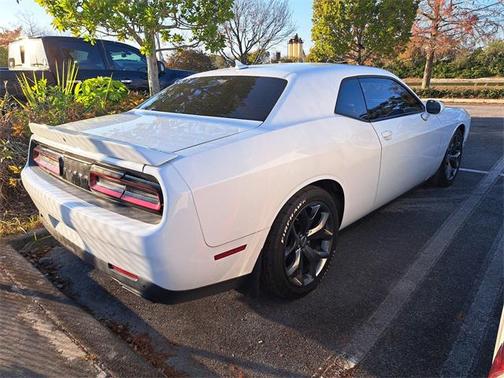 2015 Dodge Challenger SXT Plus