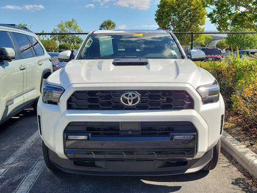Wind Chill Pearl 2025 Toyota 4Runner TRD Sport Premium