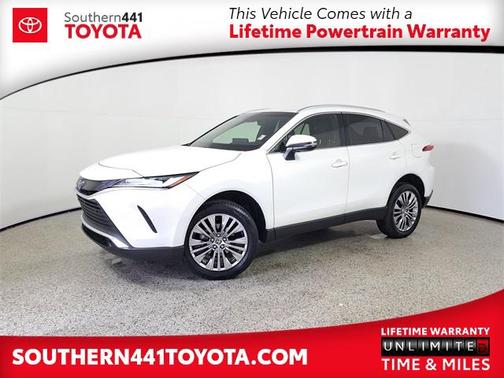 2022 Toyota Venza XLE