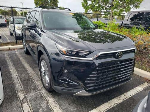 Midnight Black Metallic 2026 Toyota Grand Highlander Platinum