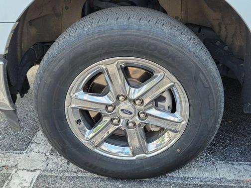 Agate Black Metallic 2025 Ford F-150 XLT