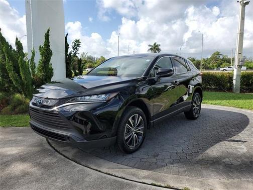 2022 Toyota Venza LE