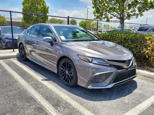Predawn Gray Mica 2022 Toyota Camry XSE