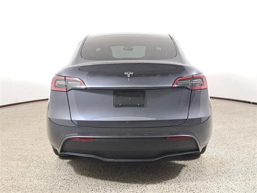 2023 Tesla Model Y RWD