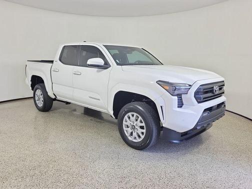 Ice Cap 2024 Toyota Tacoma SR5