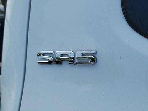 Ice Cap 2024 Toyota Tacoma SR5
