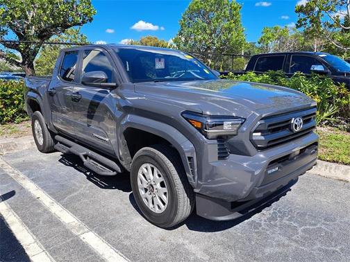 2025 Toyota Tacoma SR5