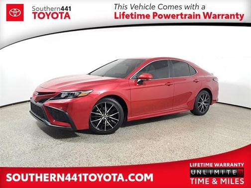 2022 Toyota Camry SE