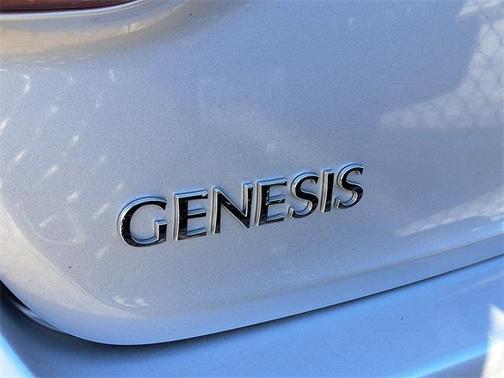 2015 Hyundai Genesis 3.8