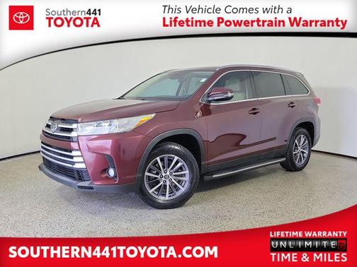 Ooh La La Rouge Mica 2019 Toyota Highlander XLE